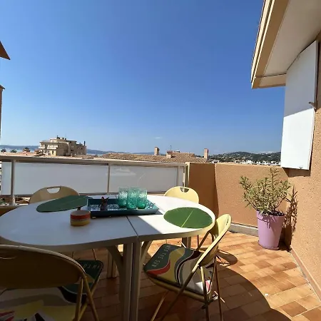 Centre Ste-maxime, 2 Pieces, 5 Couchages, Climatisation, Garage - Fr-1-226-515 Apartment *